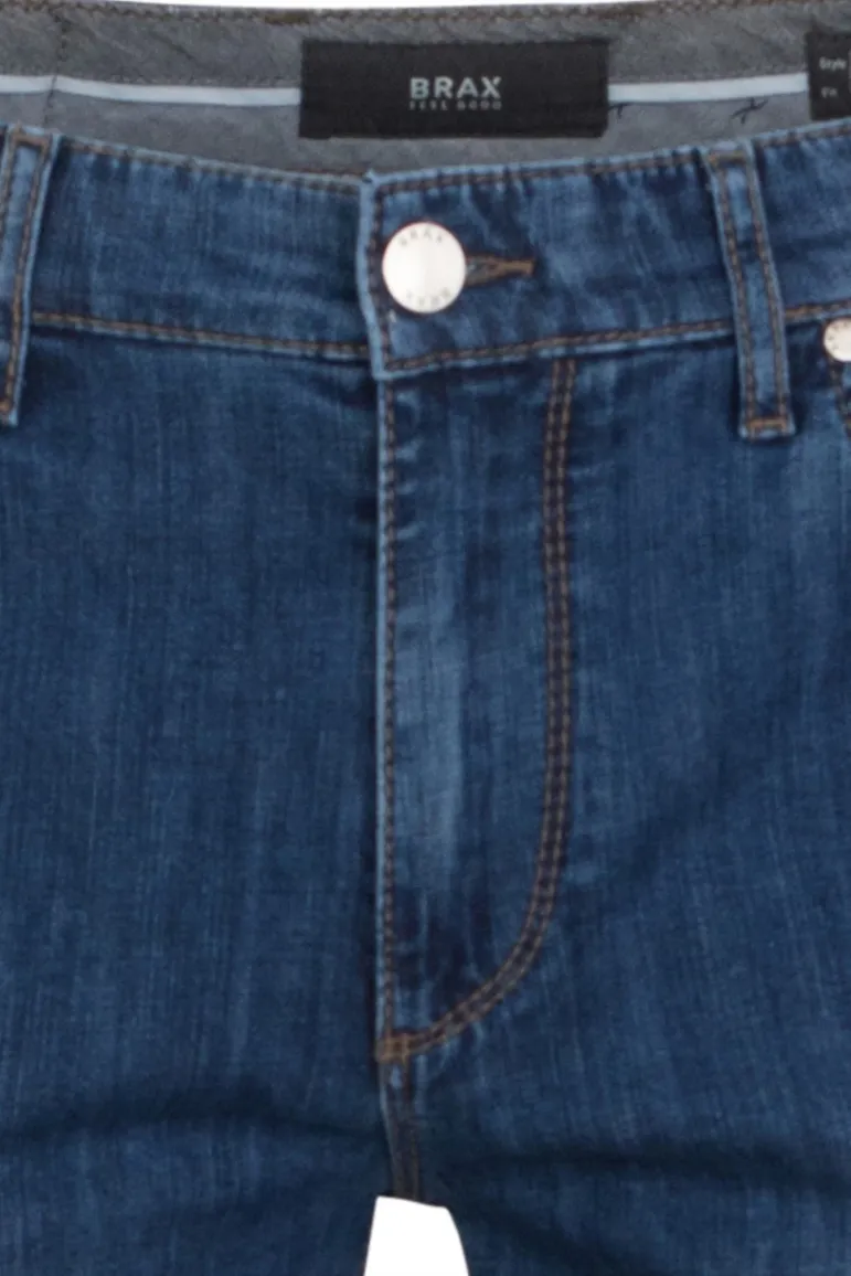 Brax spijkerbroek Chuck pure blauw 5-pocket