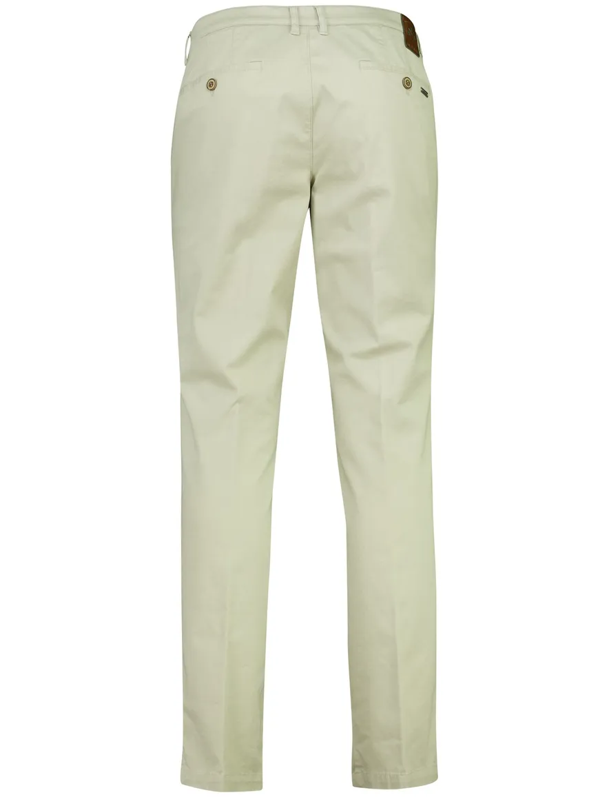Creme chino M.E.N.S. normale fit