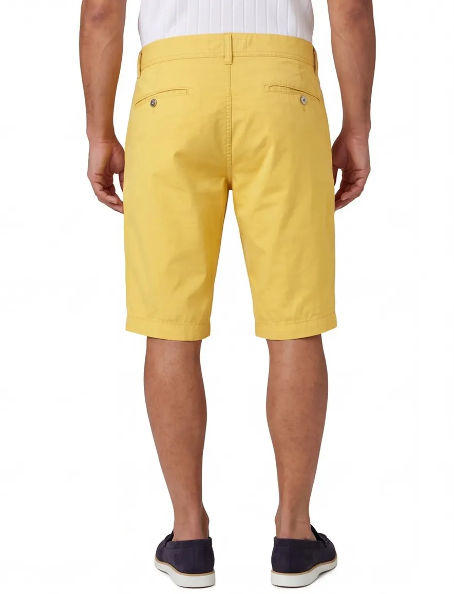Shorts Brax regular fit geel