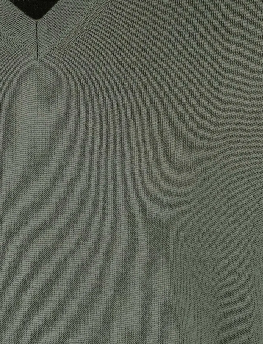 Maerz pullover v-hals groen wol