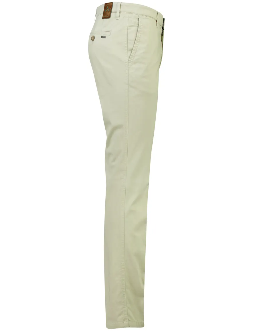 M.E.N.S. chino normale fit creme