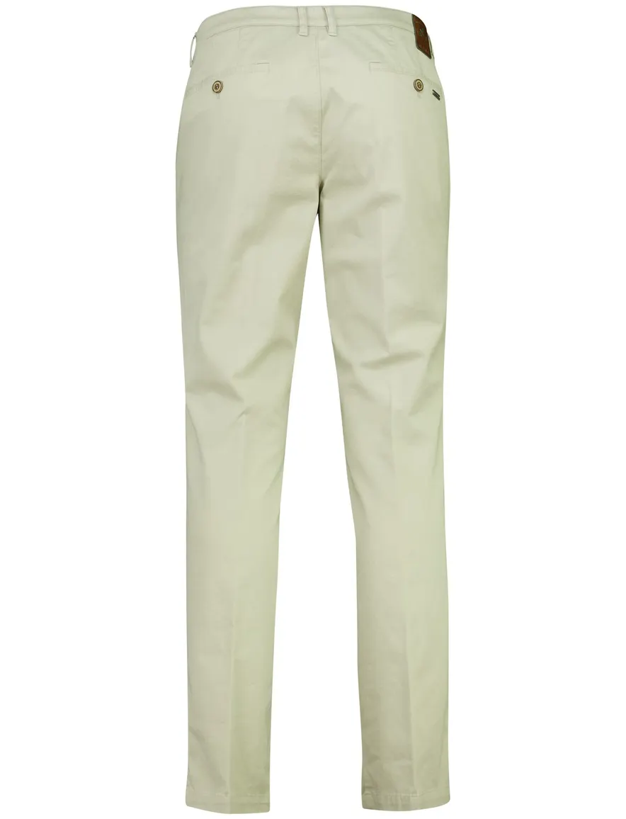 Creme chino M.E.N.S. normale fit