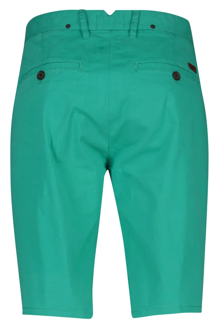 Groene short Vanguard V65