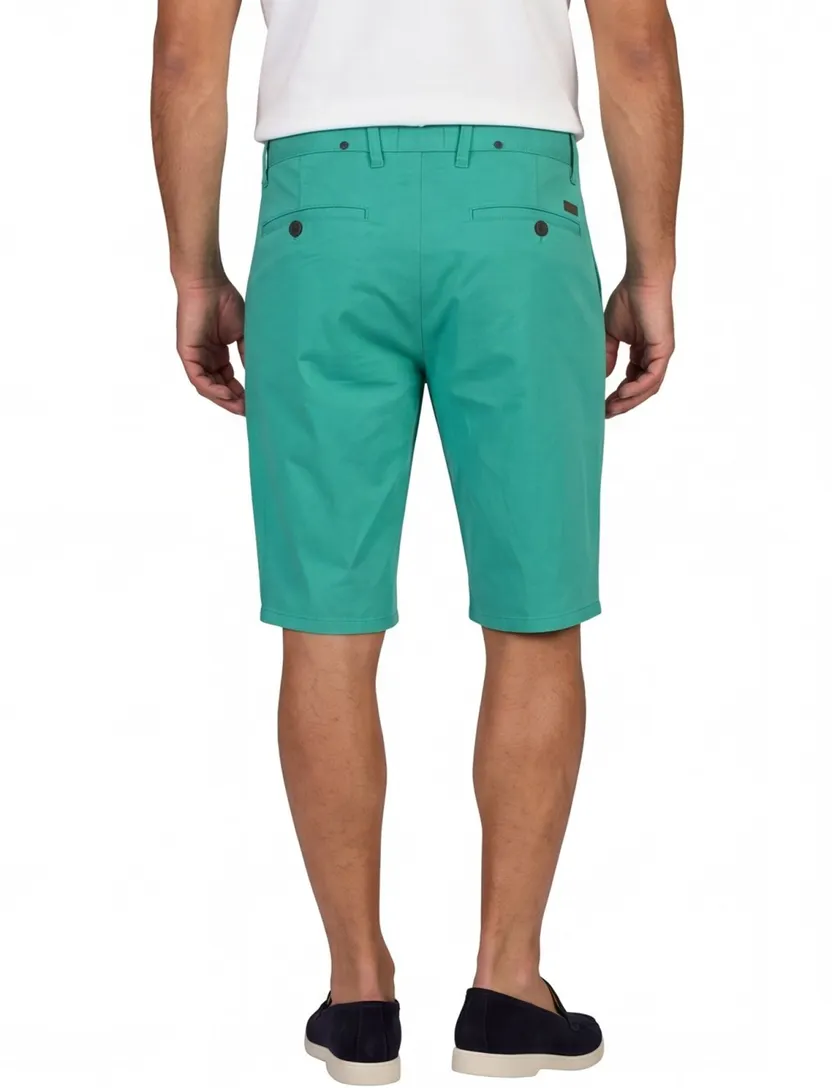 Groene short Vanguard V65