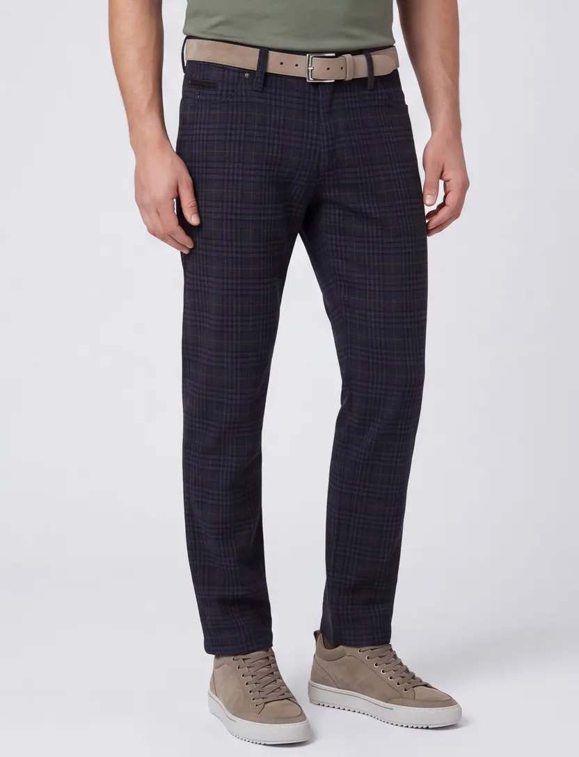 5-pocket donkerblauw geruit Brax Cadiz
