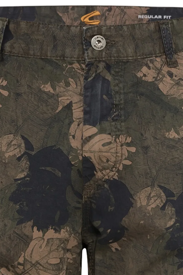 Korte broek Camel Active groen met blad print