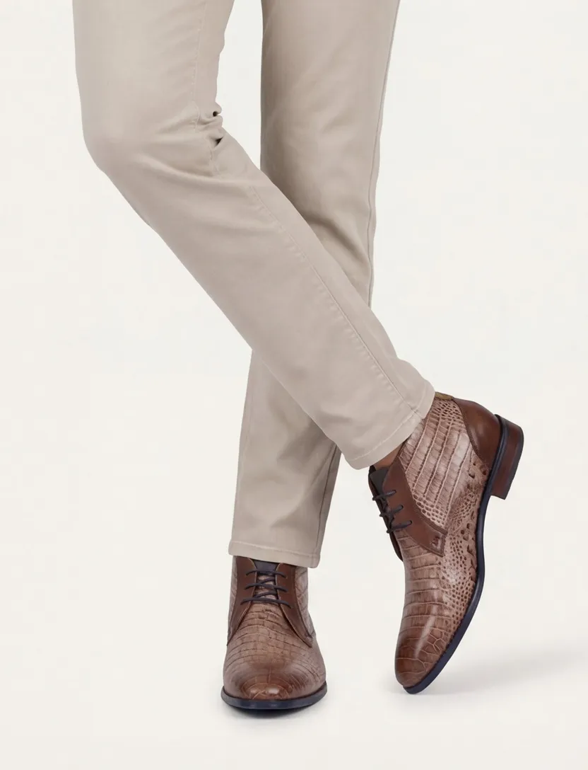 Bruine nette veterschoen Giorgio print