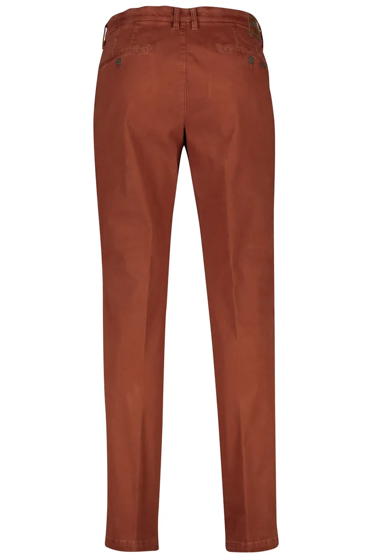 Chino M.E.N.S. Madison Modern Fit oranje