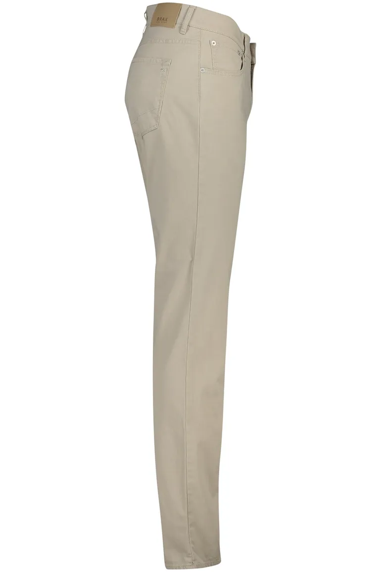 Brax pantalon Chuck Modern Fit beige effen katoen