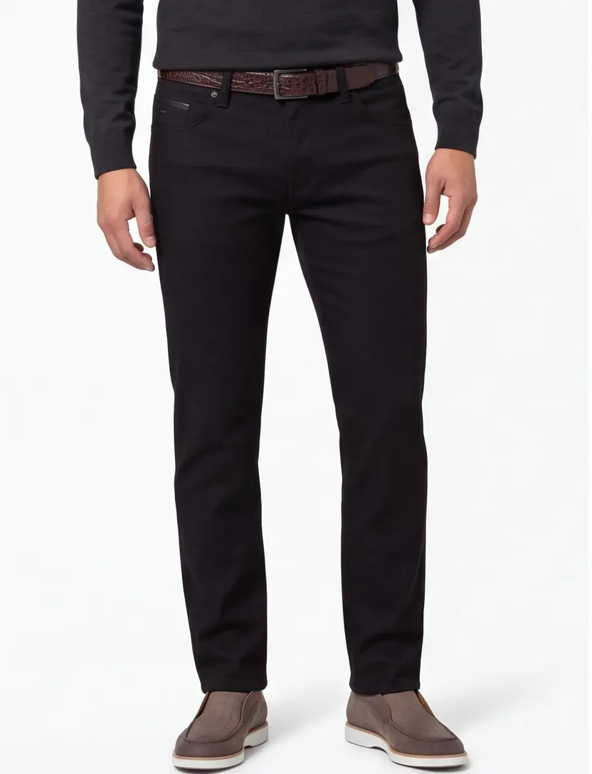 Brax jeans zwart effen met steekzakken