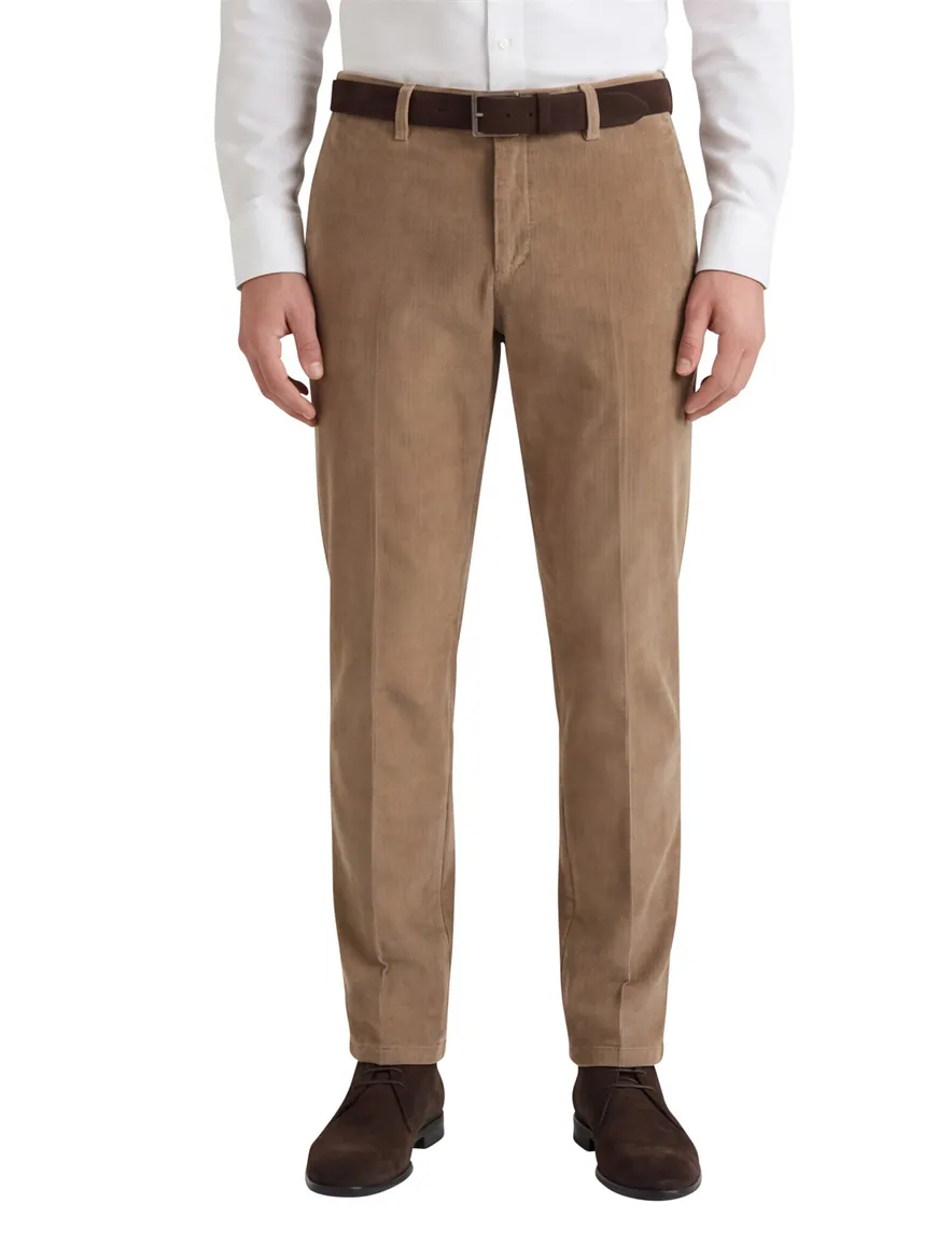 M.E.N.S chino bruin effen corduroy
