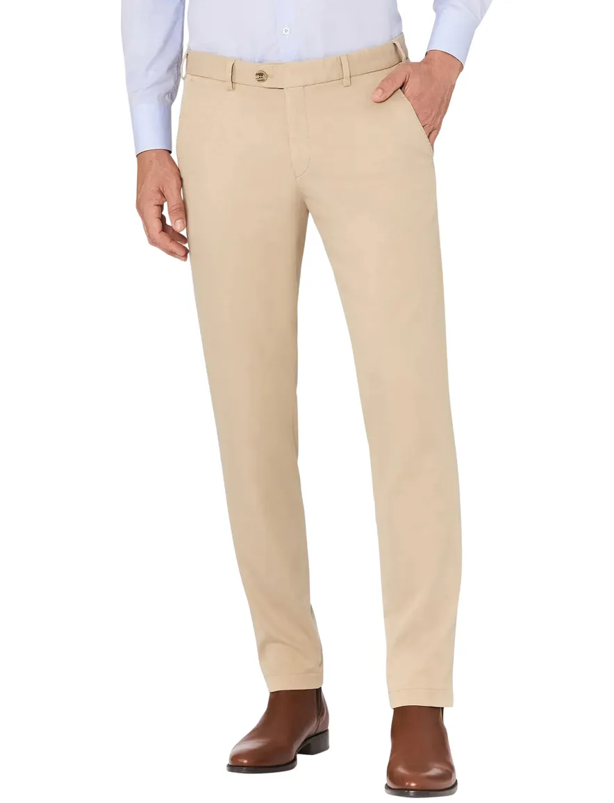 Beige effen katoen tourist broek van Hiltl
