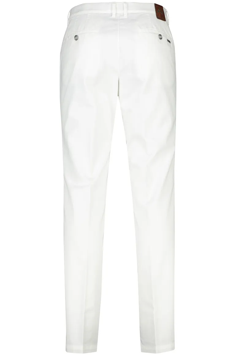 M.E.N.S. katoenen madison chino wit