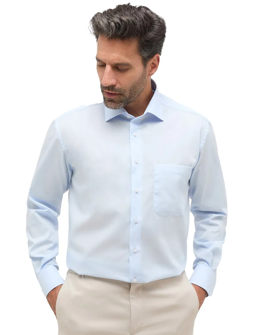 Eterna business overhemd Comfort Fit lichtblauw borstzak effen katoen