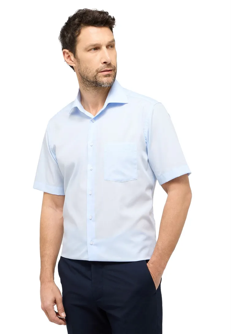 Modern fit lichtblauw Eterna overhemd korte mouw katoen