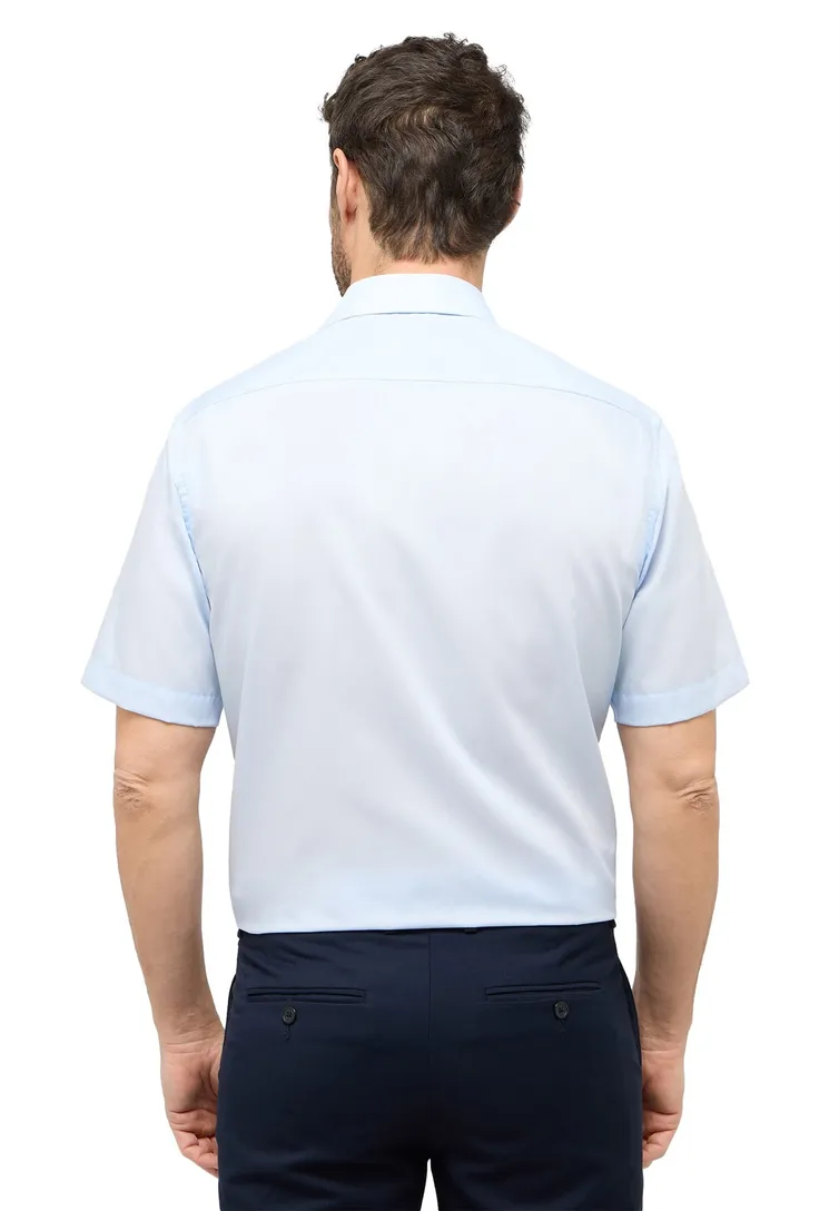 Modern fit lichtblauw Eterna overhemd korte mouw katoen