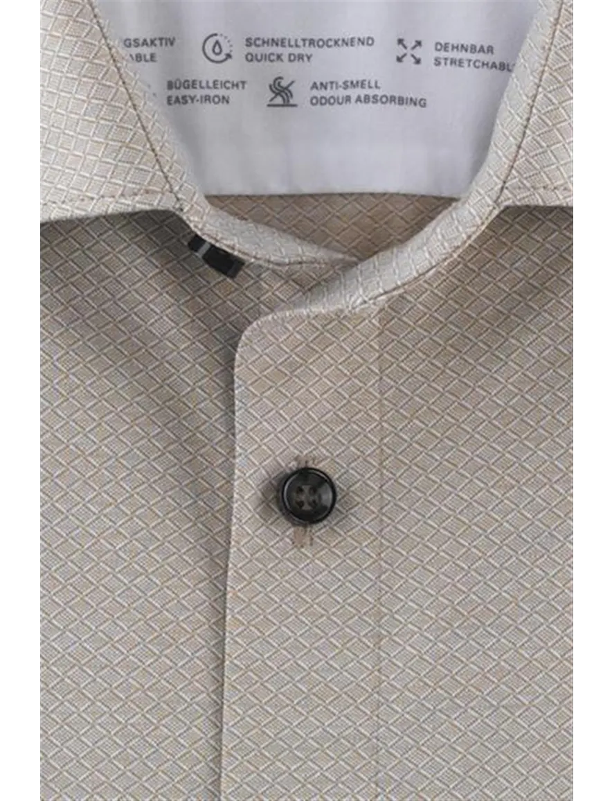 Olymp Level Five 24/Seven overhemd body fit beige