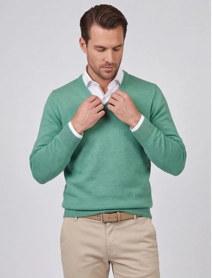 Alan Paine trui v-hals groen lamswol