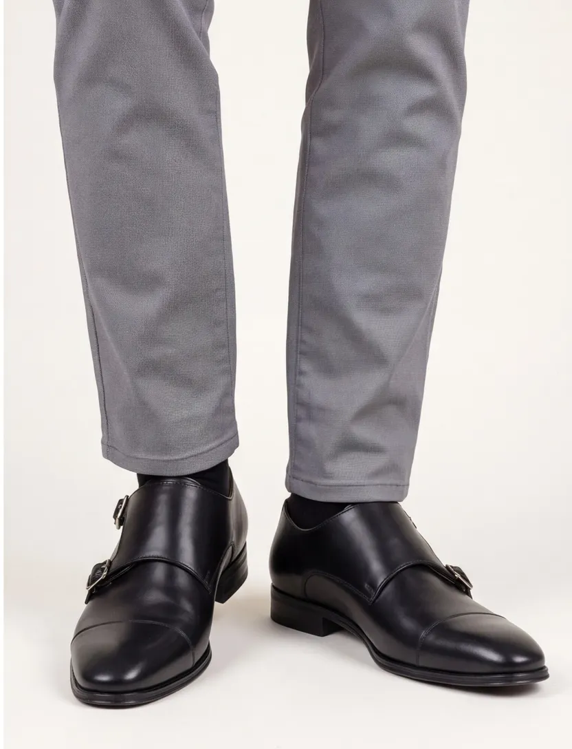 Floris van Bommel nette schoenen zwart effen leer laag model met gesp