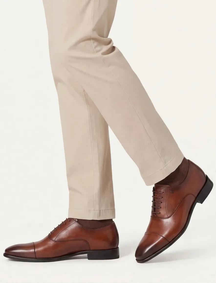 Floris van Bommel veterschoenen bruin effen leer