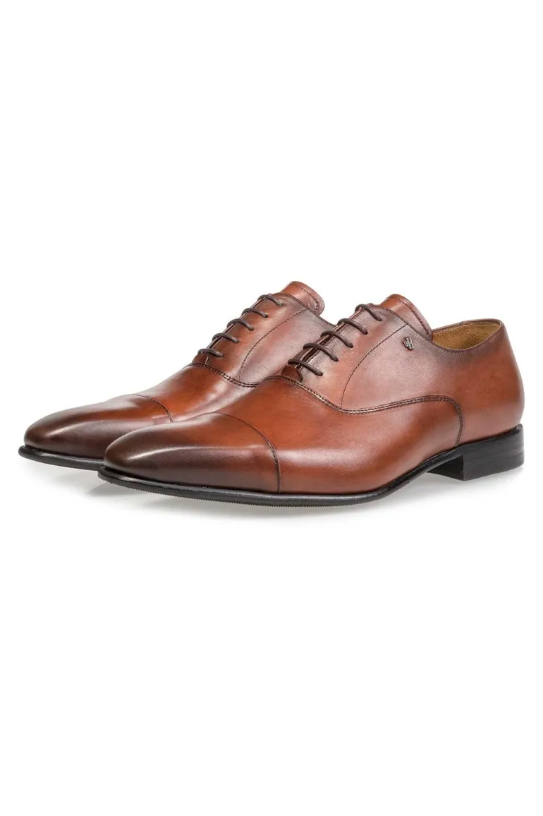 Floris van Bommel veterschoenen bruin effen leer