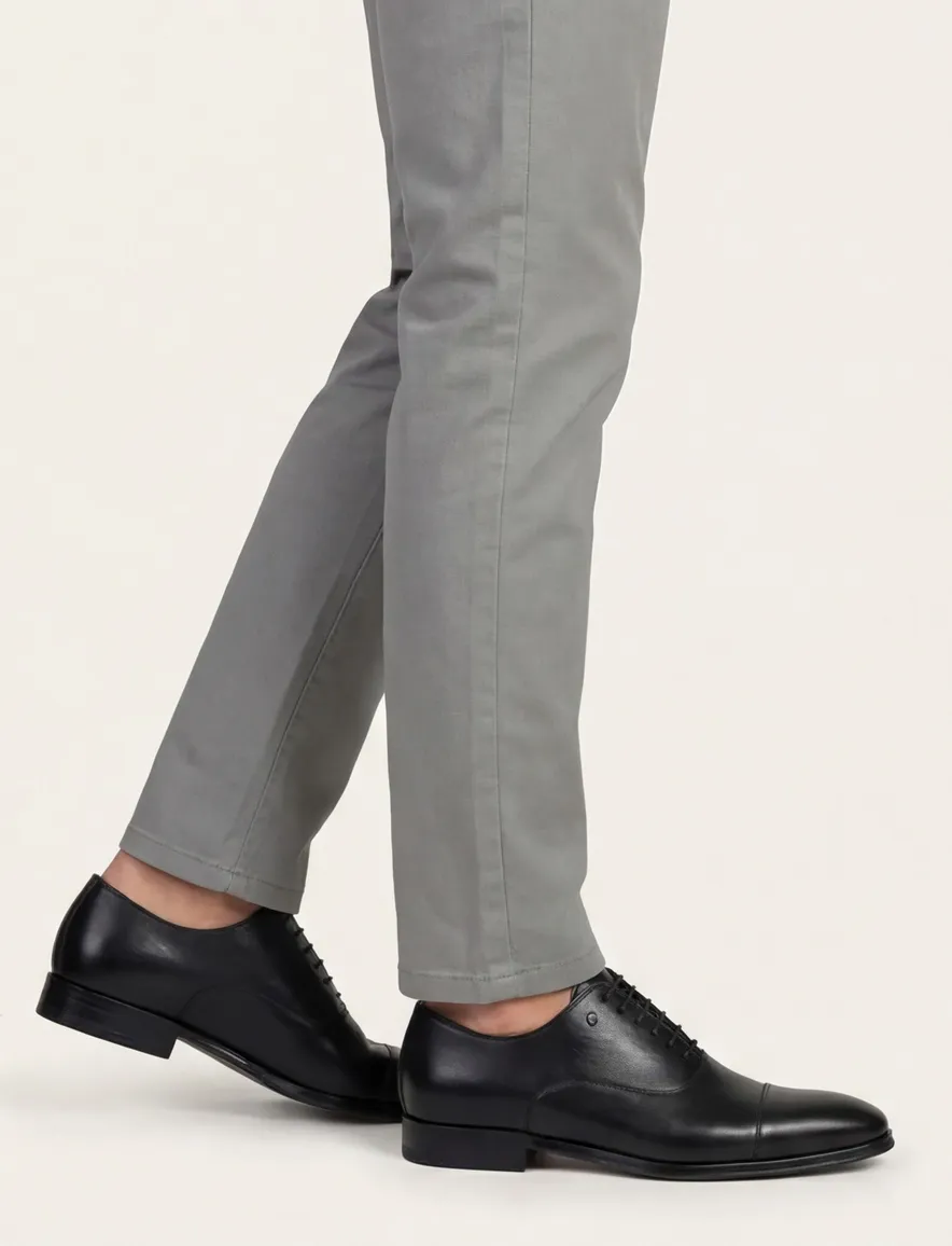 Floris van Bommel veterschoenen zwart uni leer
