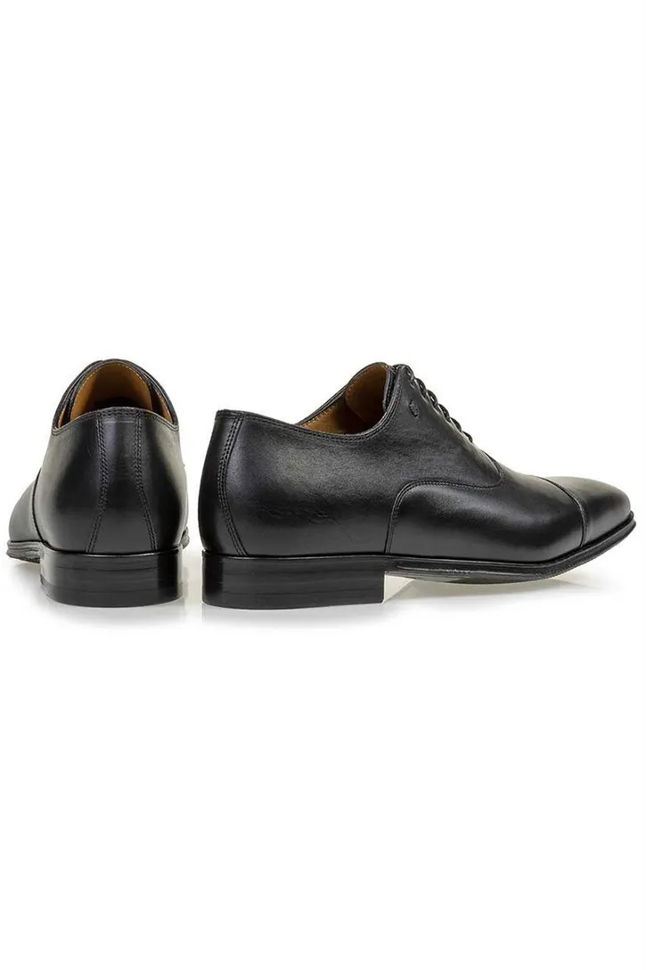 Floris van Bommel veterschoenen laag model zwart effen leer