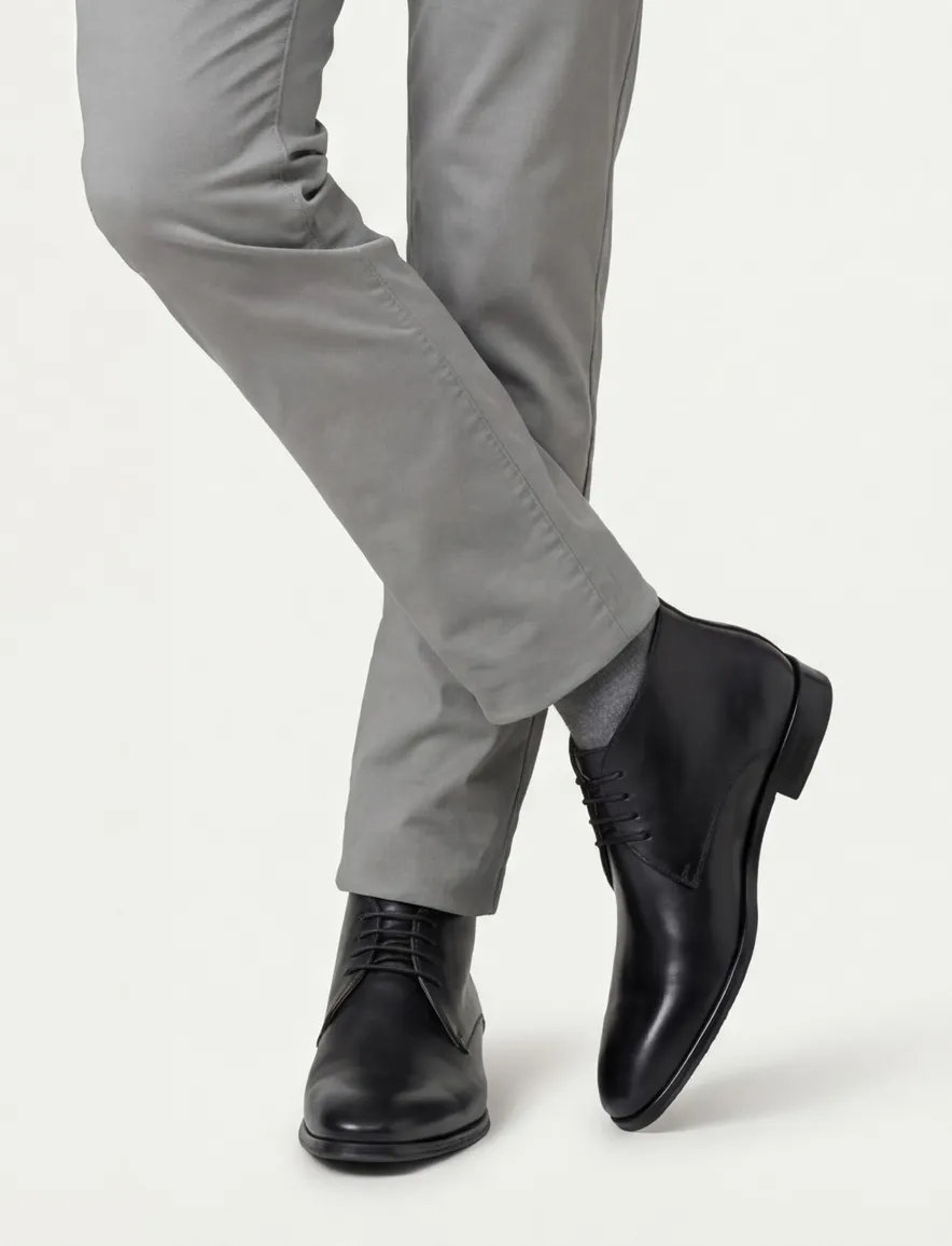 Floris van Bommel veterschoenen zwart effen leer hoog model