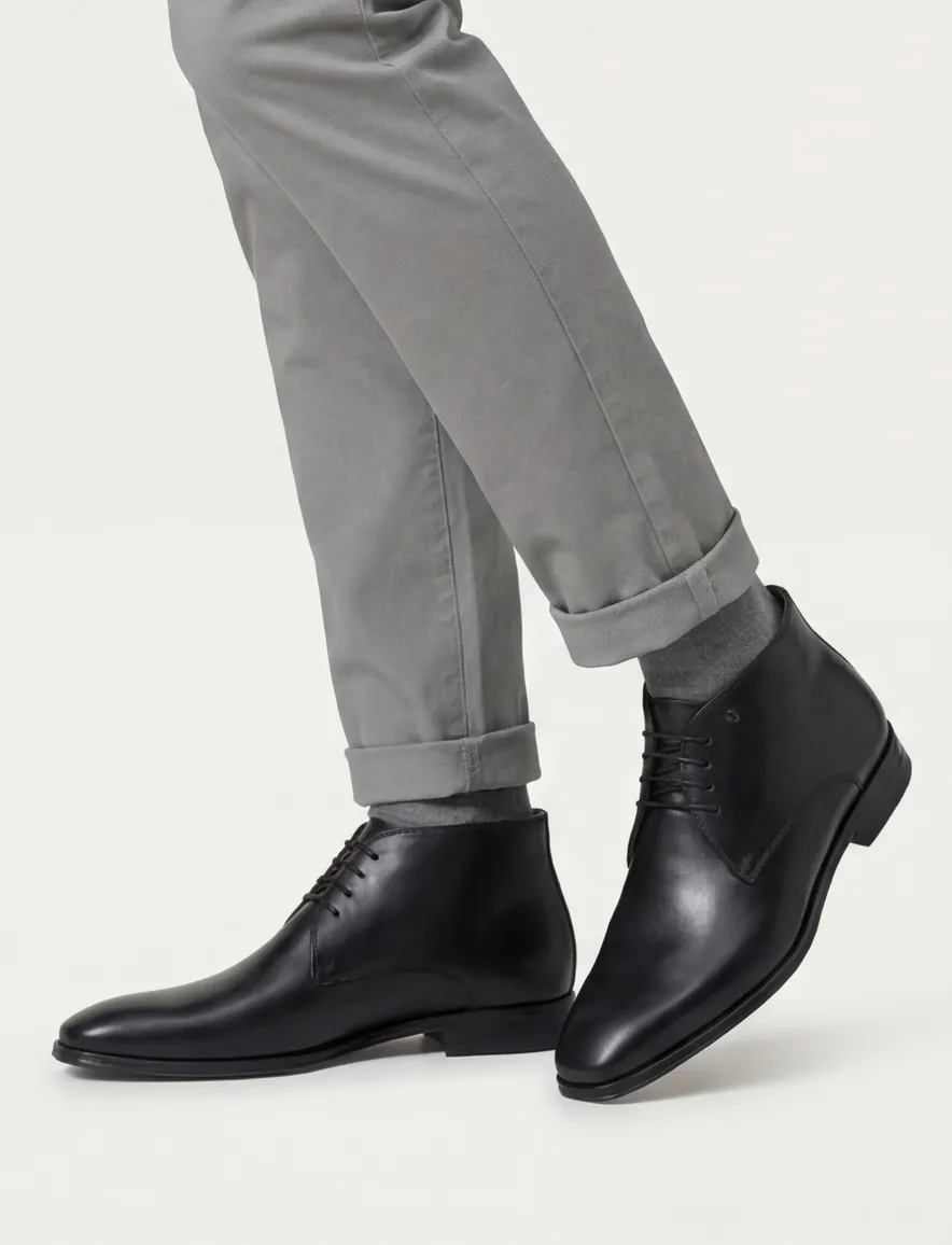 Floris van Bommel veterschoenen zwart effen leer hoog model