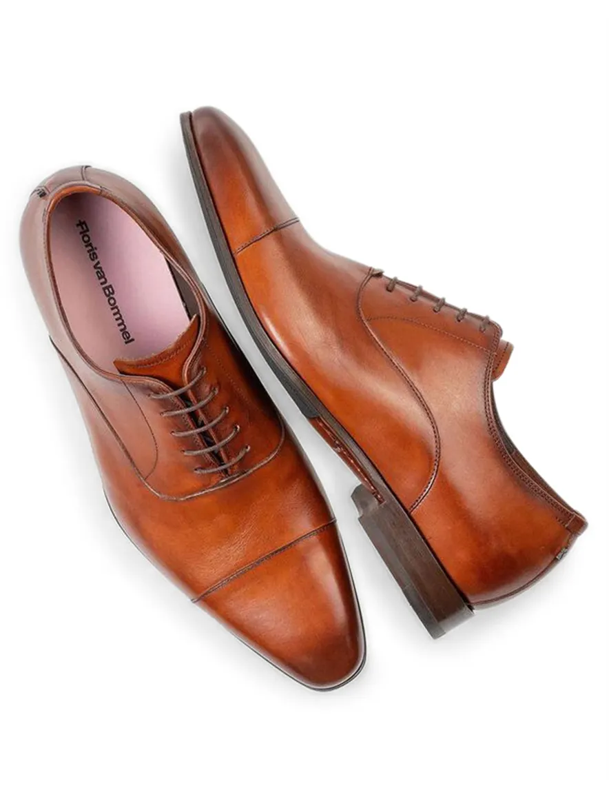 Floris van Bommel nette veterschoenen kalfsleer bruin effen