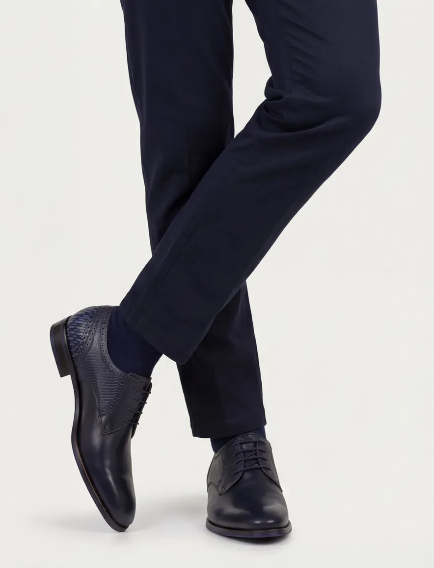 Floris van Bommel nette veterschoen navy structuur kalfsleer
