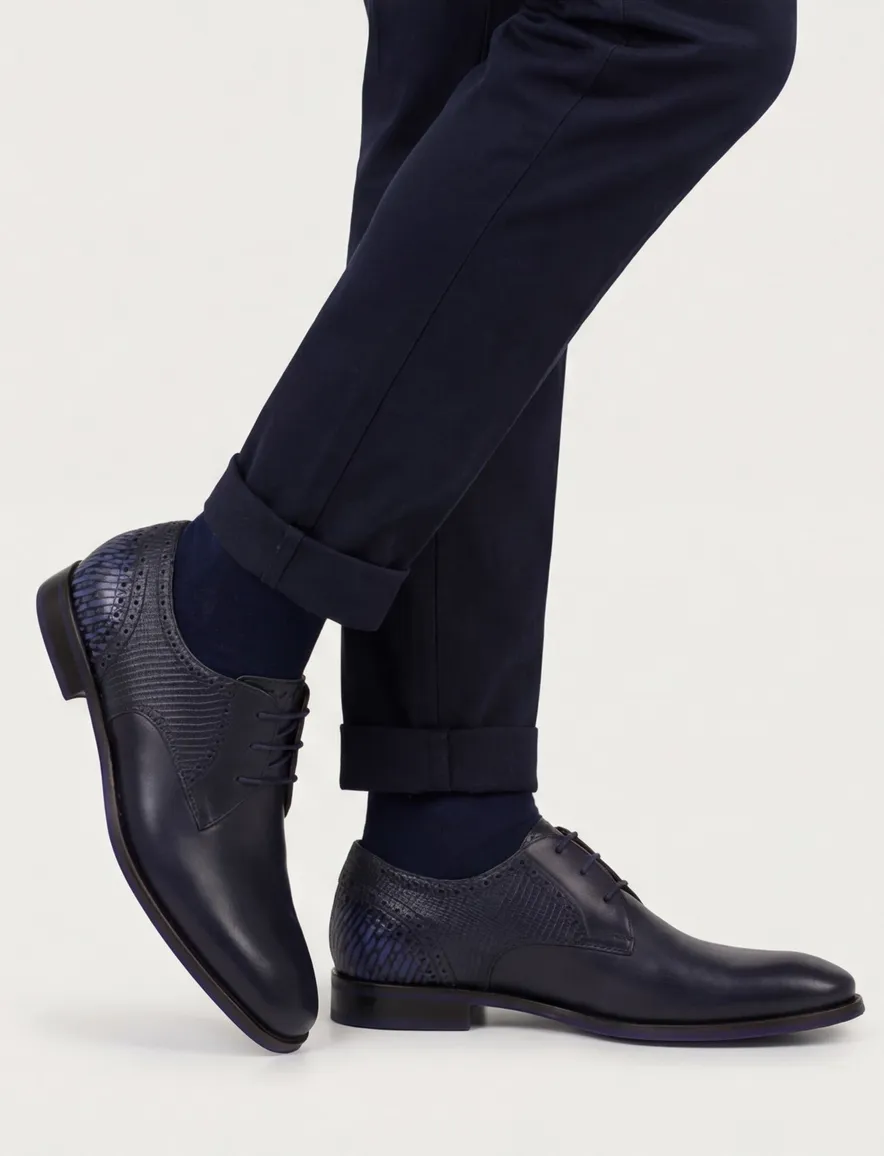 Floris van Bommel nette veterschoen navy structuur kalfsleer