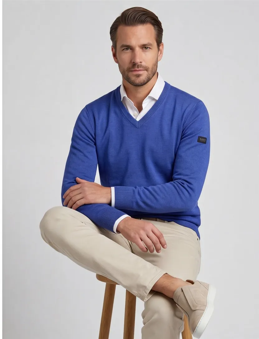 Maerz virginwol trui v-hals blauw