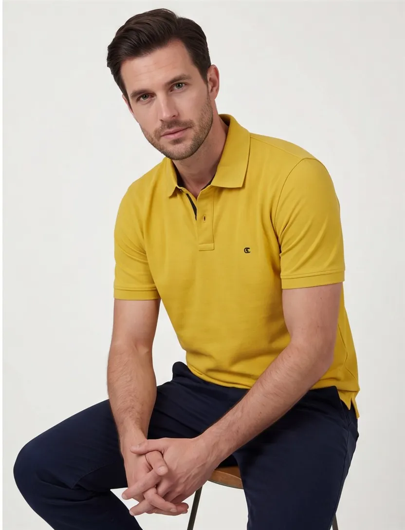 Casa Moda polo wijde fit geel met zwarte knopen
