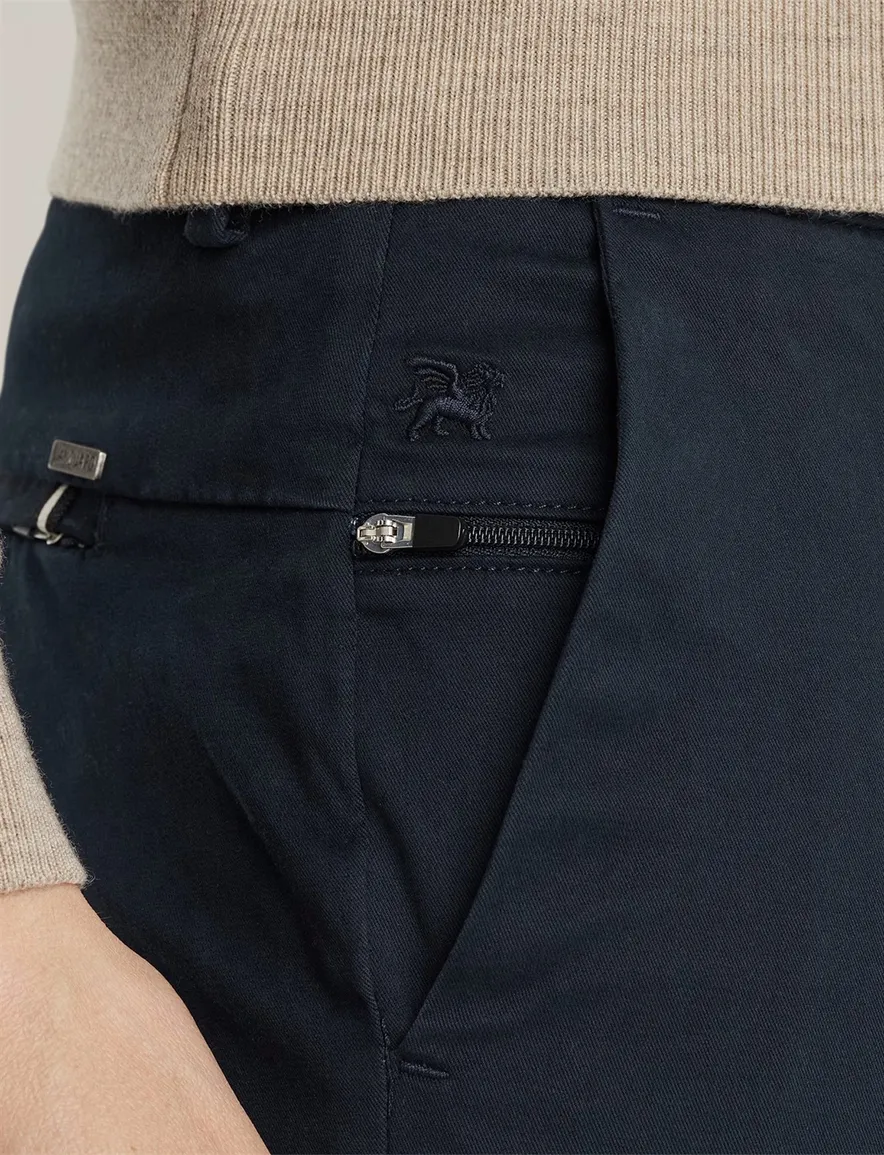 Vanguard V12 Pantalon chino donkerblauw