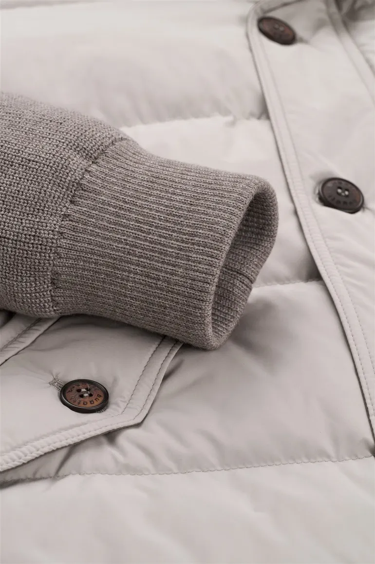 Bugatti tussenjas beige met knoop + rits