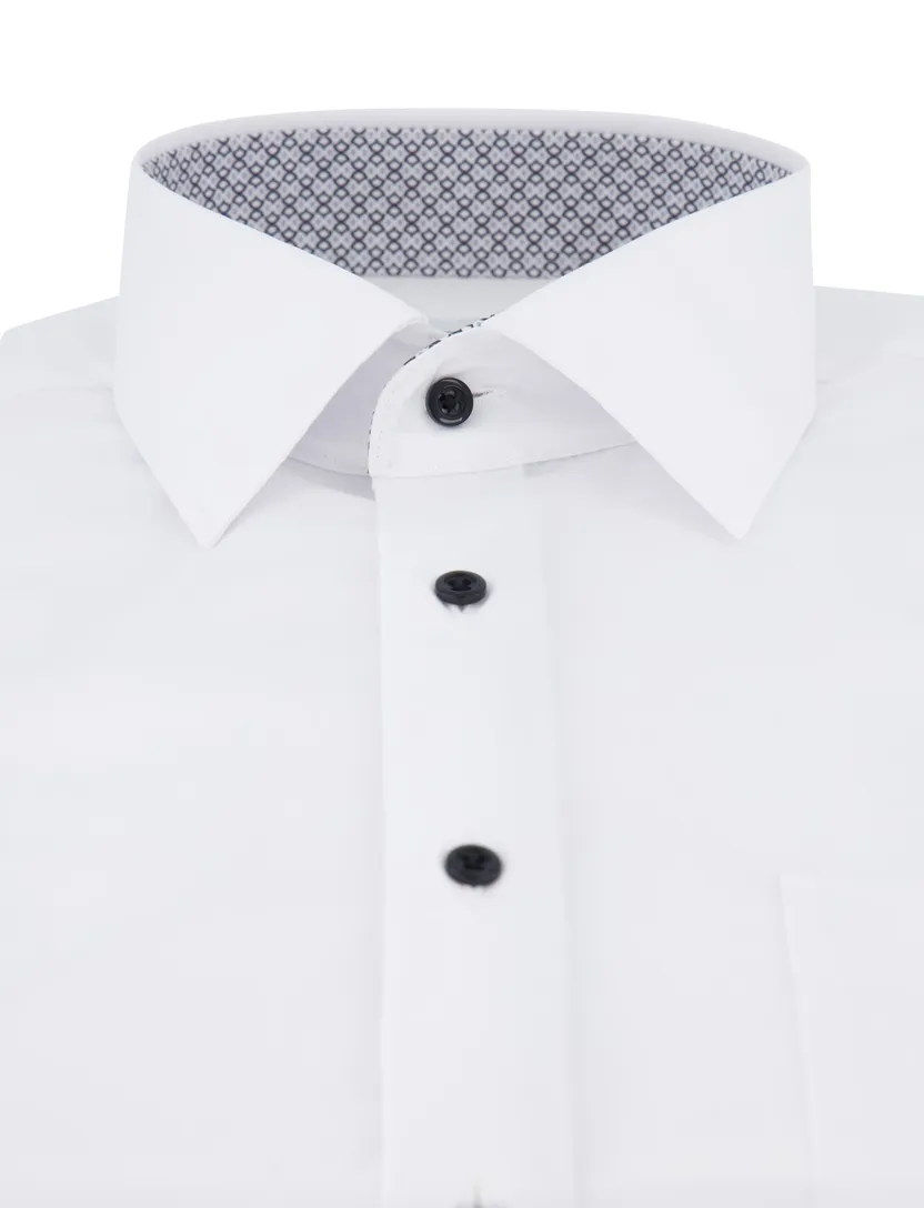 Eterna overhemd wit comfort fit donkere knopen