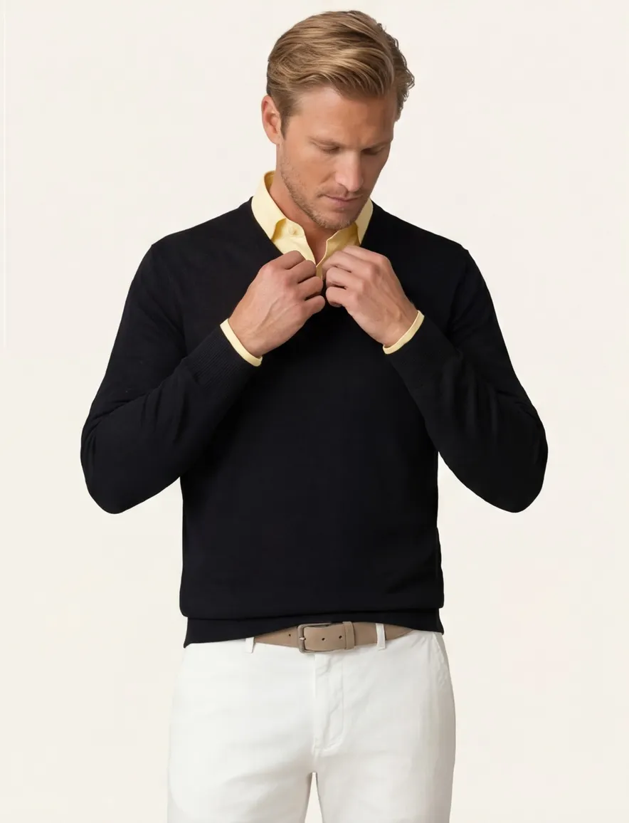 Boss Melba-P finest italian yarn zwart gebreid