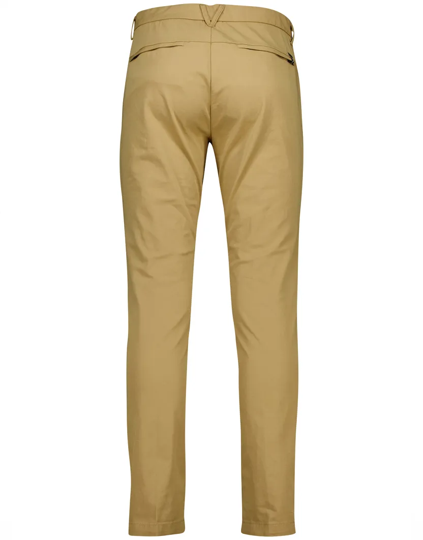 Vanguard V12 chino bi stretch camel slim fit katoen