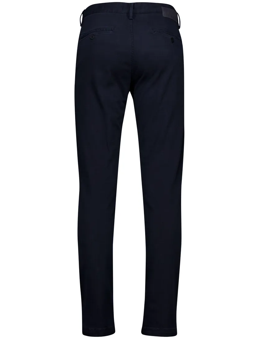 katoenen Cast Iron chino effen donkerblauw normale fit