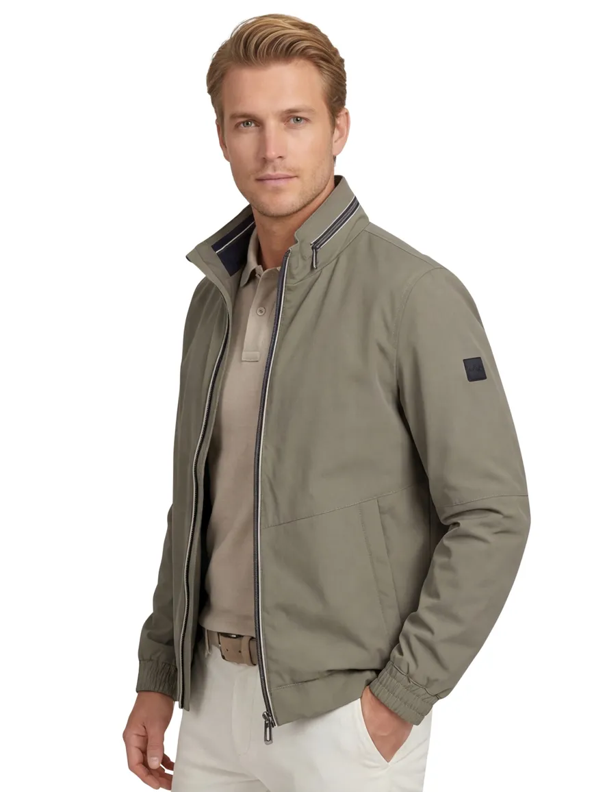 Bugatti zomerjas khaki met capuchon effen wijde fit