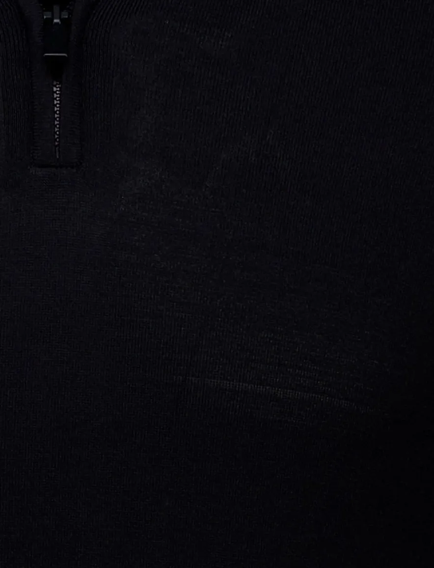 Born with Appetite Race R-neck Pullover zwart