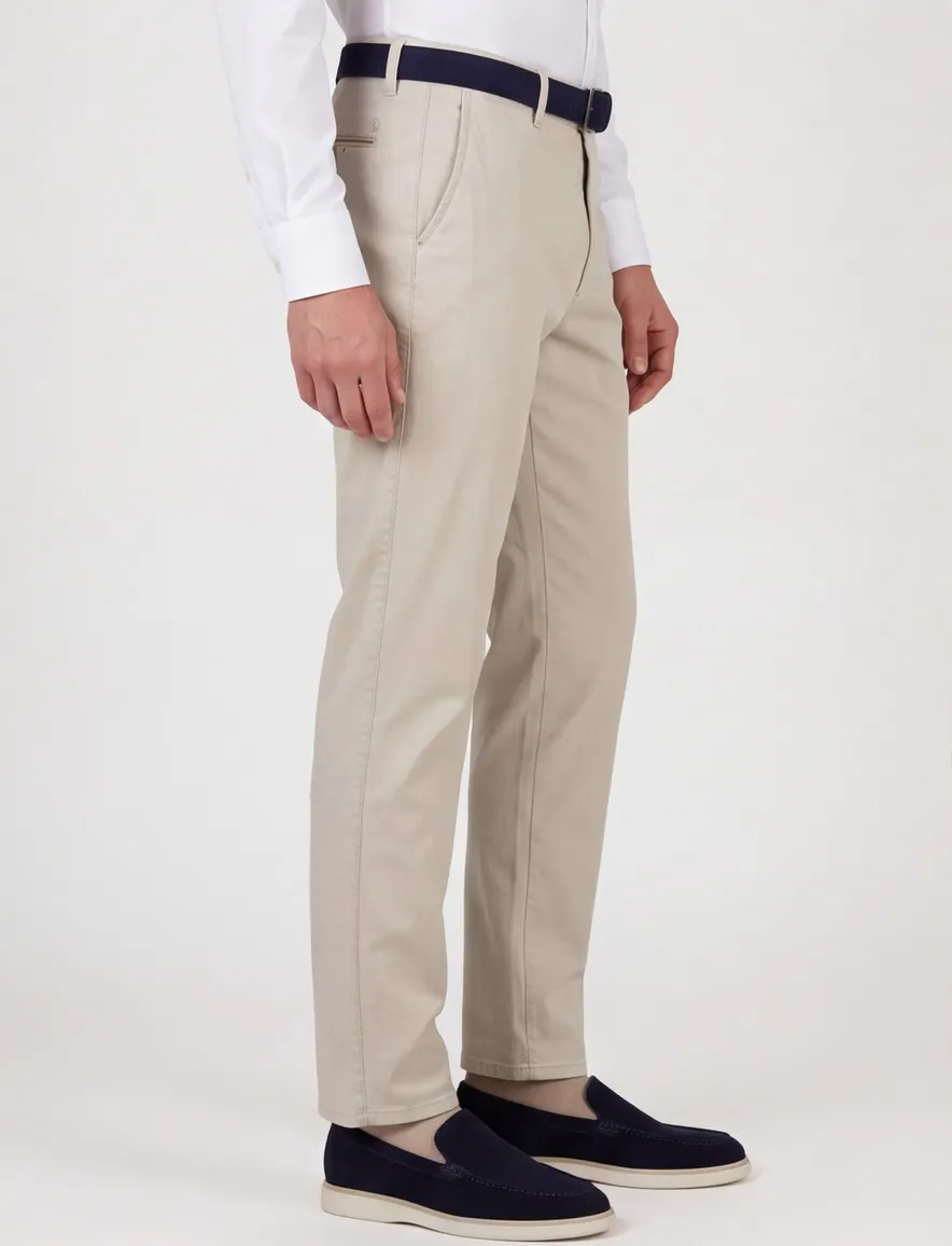 Com4 modern chino collection licht beige katoen effen