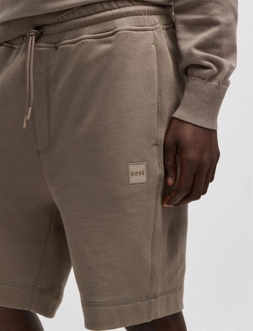 BOSS Black korte broek bruin effen katoen