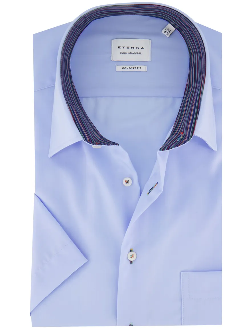 Eterna Comfort Fit overhemd korte mouw lichtblauw strijkvrij