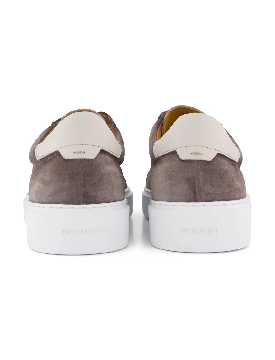 Magnanni schoenen taupe instappers suede en leer