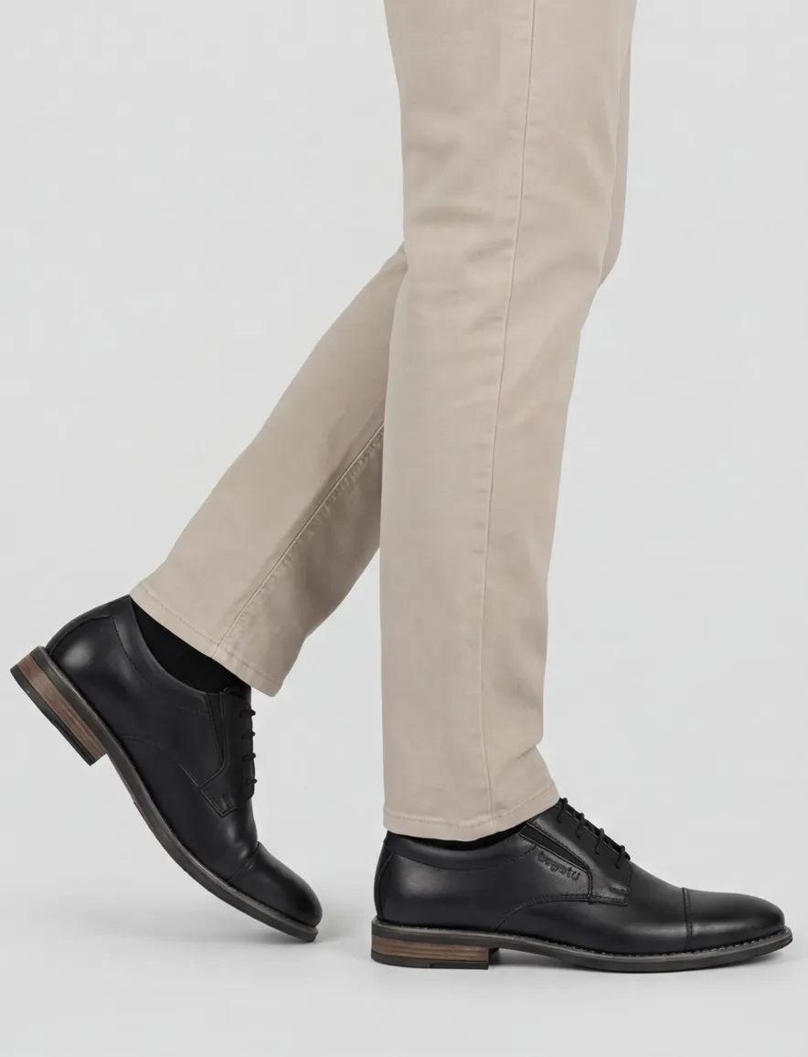 Bugatti veterschoenen zwart leer laag