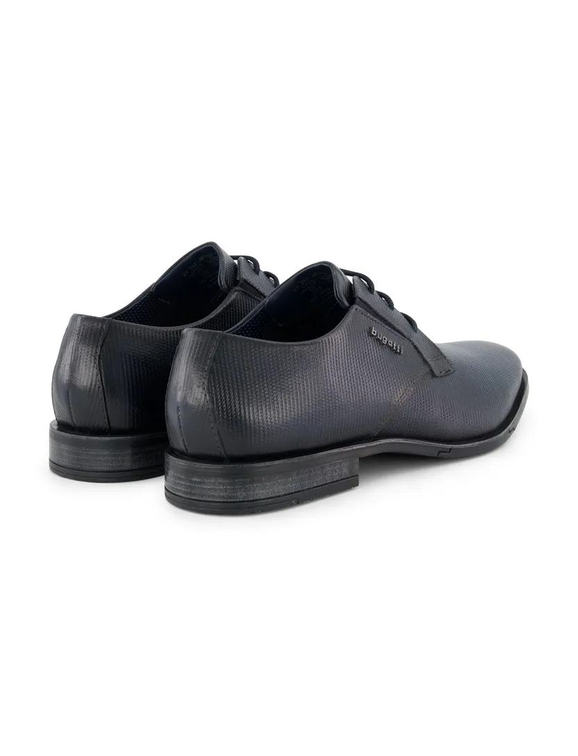 Bugatti veterschoenen donkerblauw leer geprint
