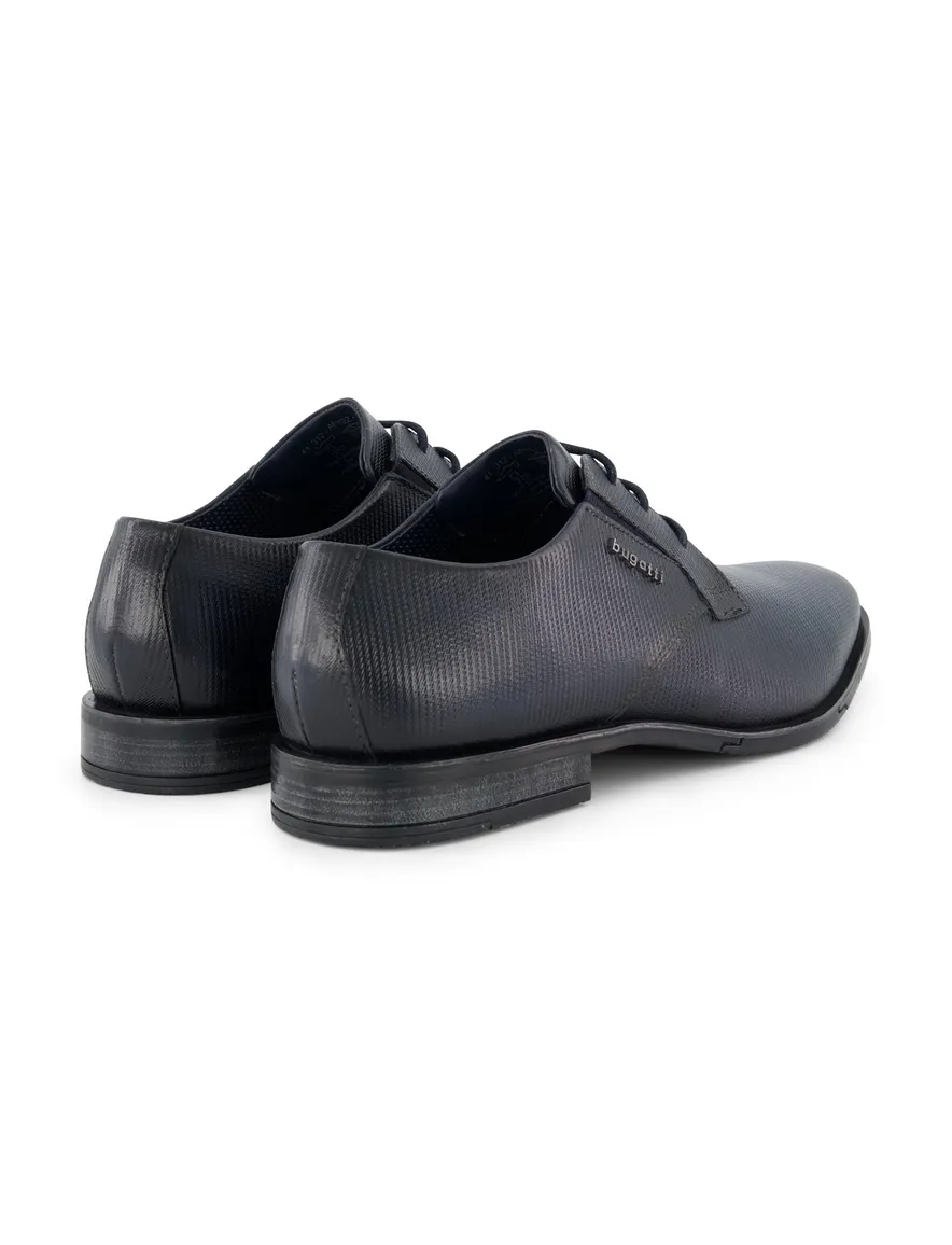 Bugatti veterschoenen donkerblauw leer laag
