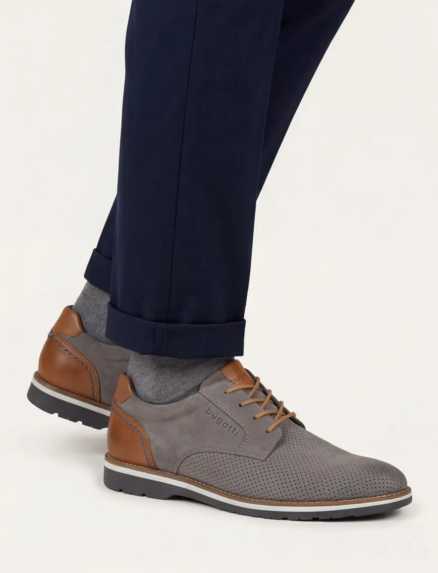 Bugatti herenschoen grijs suede bruine veters